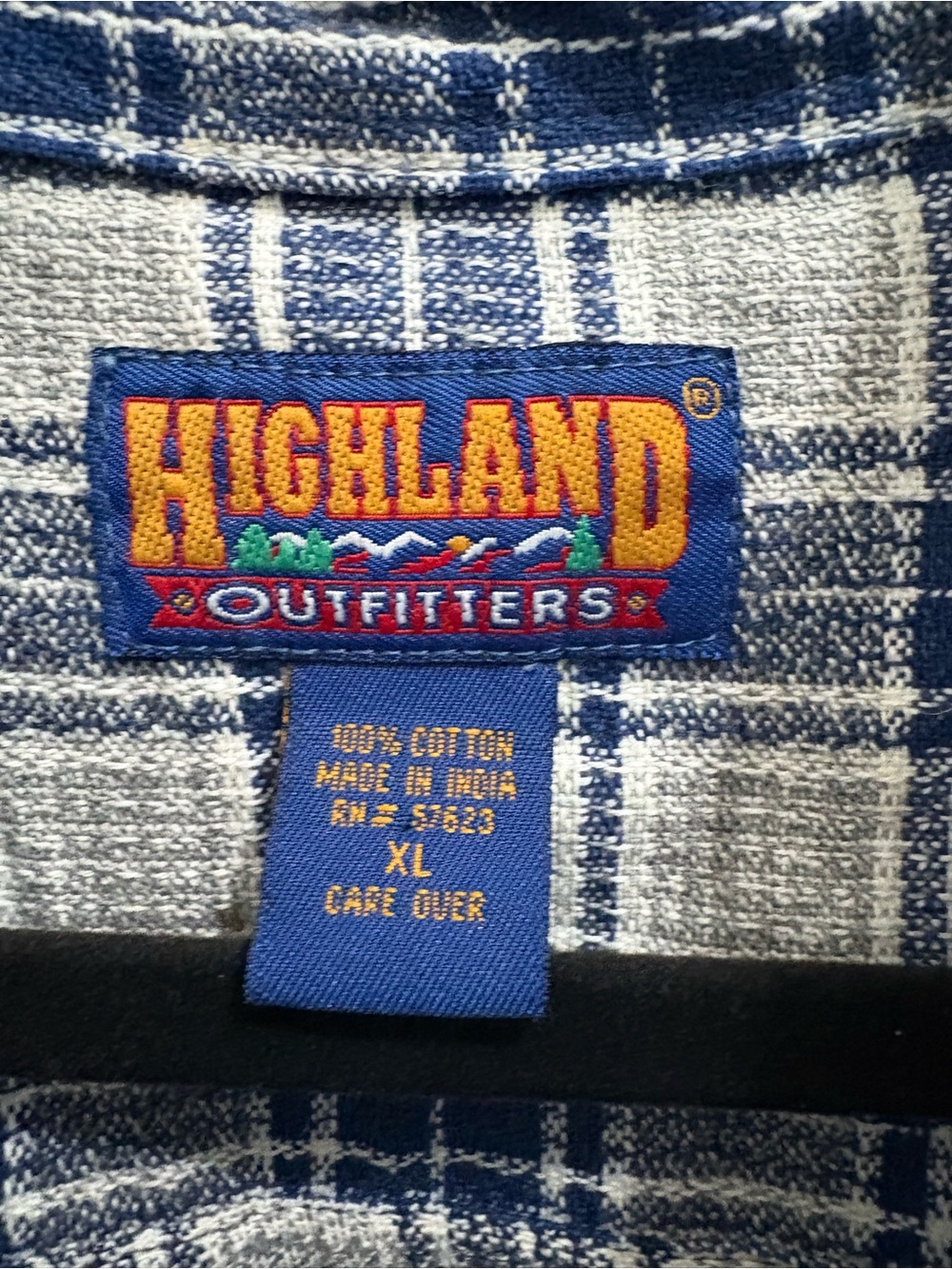 Highland Outfitters Men's Blue Plaid Button-Down Shirt - XL